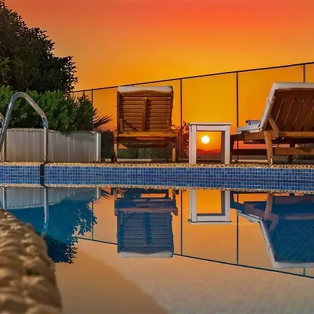 Peninsula Gardens (adults Only) Κας