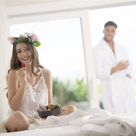Peninsula Gardens (adults Only) 5* Κας
