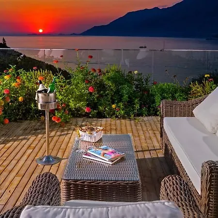 Peninsula Gardens (adults Only)