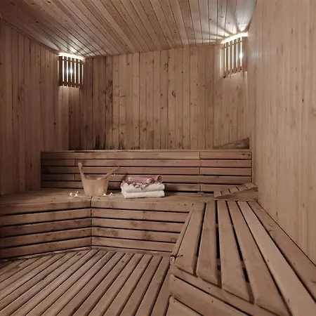 Hotel Peninsula Gardens (adults Only)