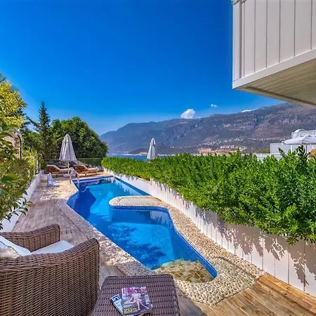 Peninsula Gardens (adults Only) Hotel