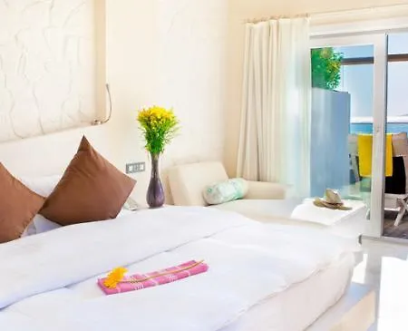 Hotel Peninsula Gardens (adults Only)