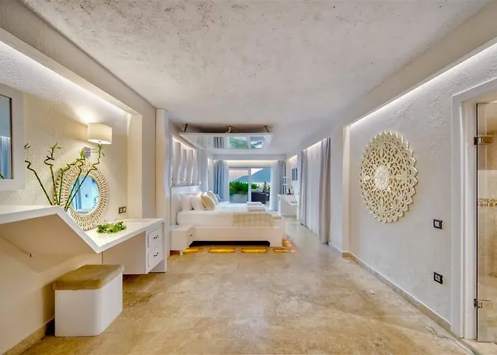 Peninsula Gardens (adults Only) Szálloda 5*